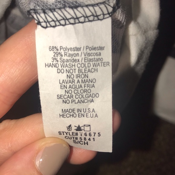 • Aztec Sweatshirt • - Picture 3 of 3